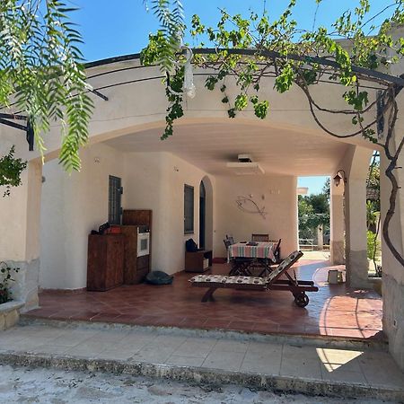 Sol Invictus Est Villa Serranova Екстериор снимка
